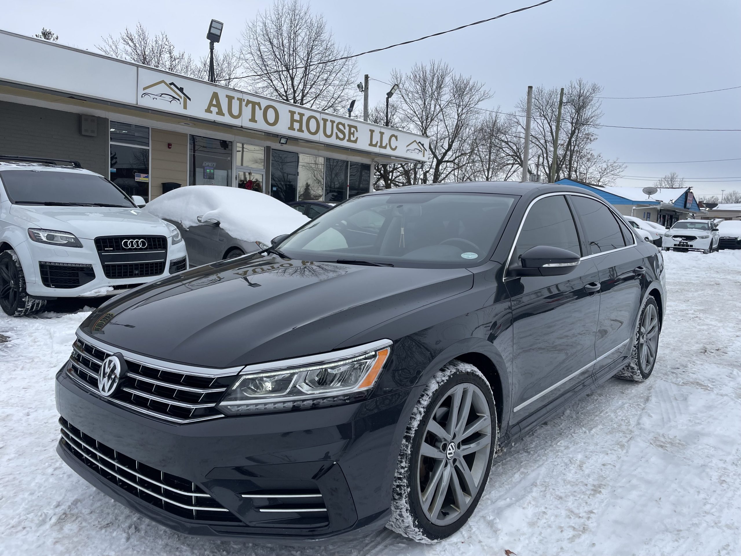 Продається Volkswagen Passat  R line 2016 року випуску