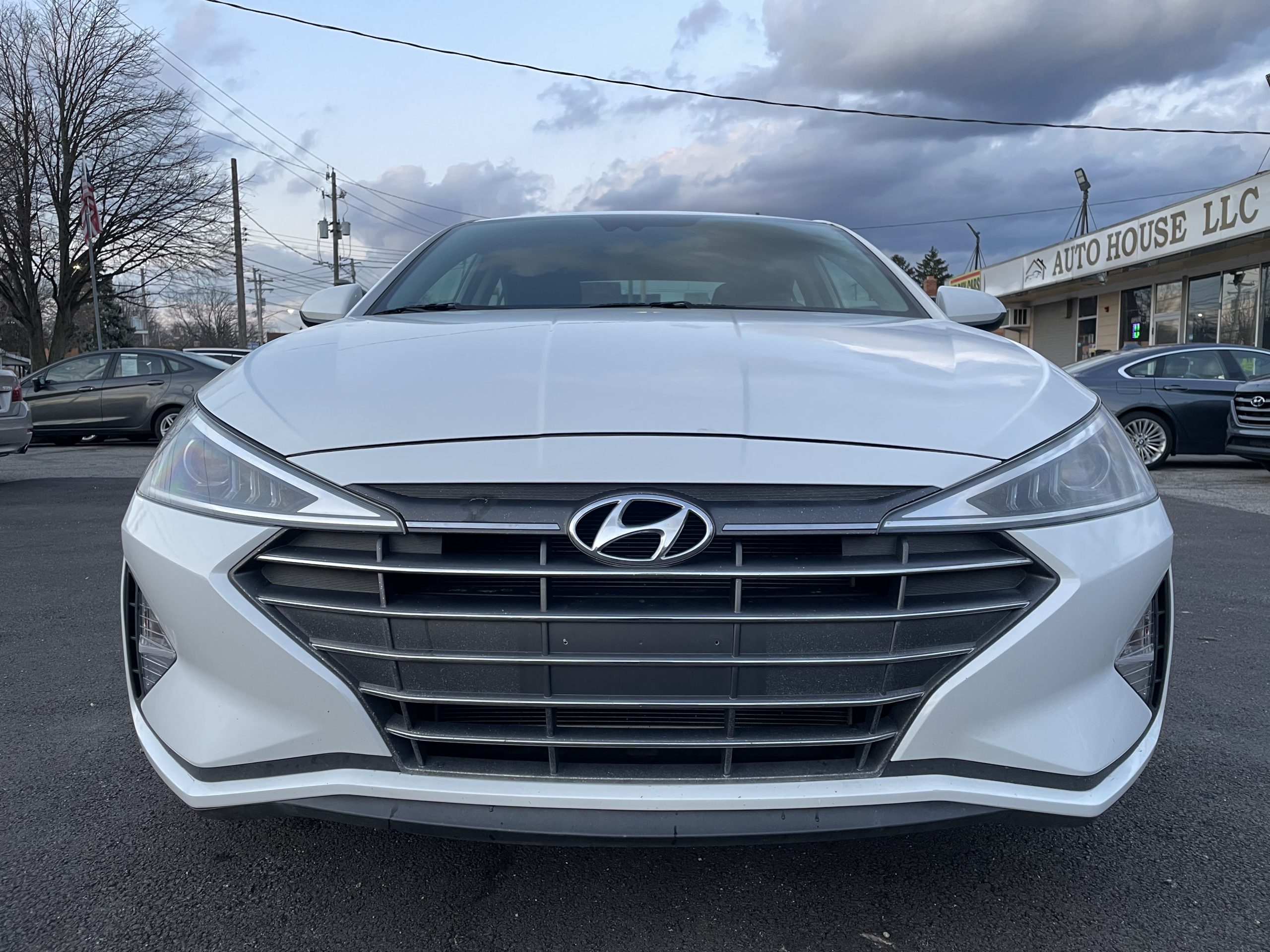 Продається Hyundai Elantra 2020 - Сучасний стиль та ефективність!