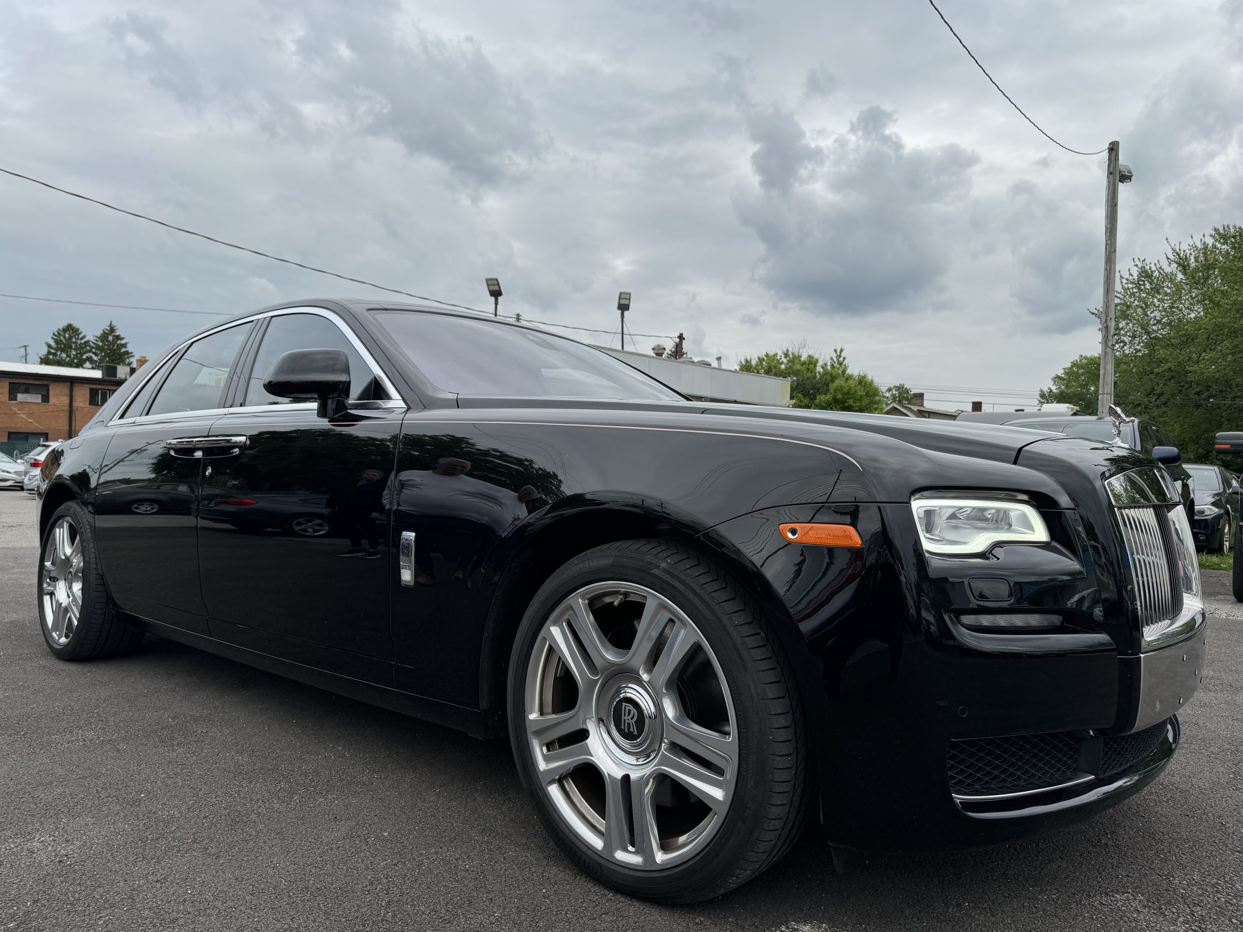 Продається розкішний автомобіль Rolls-Royce Ghost 2015 року випуску!