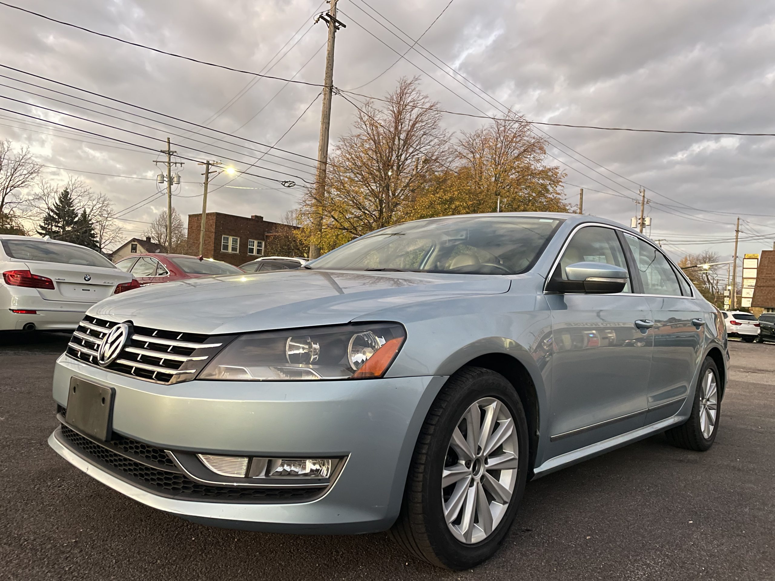 Продається Volkswagen Passat SEL 2012 року
