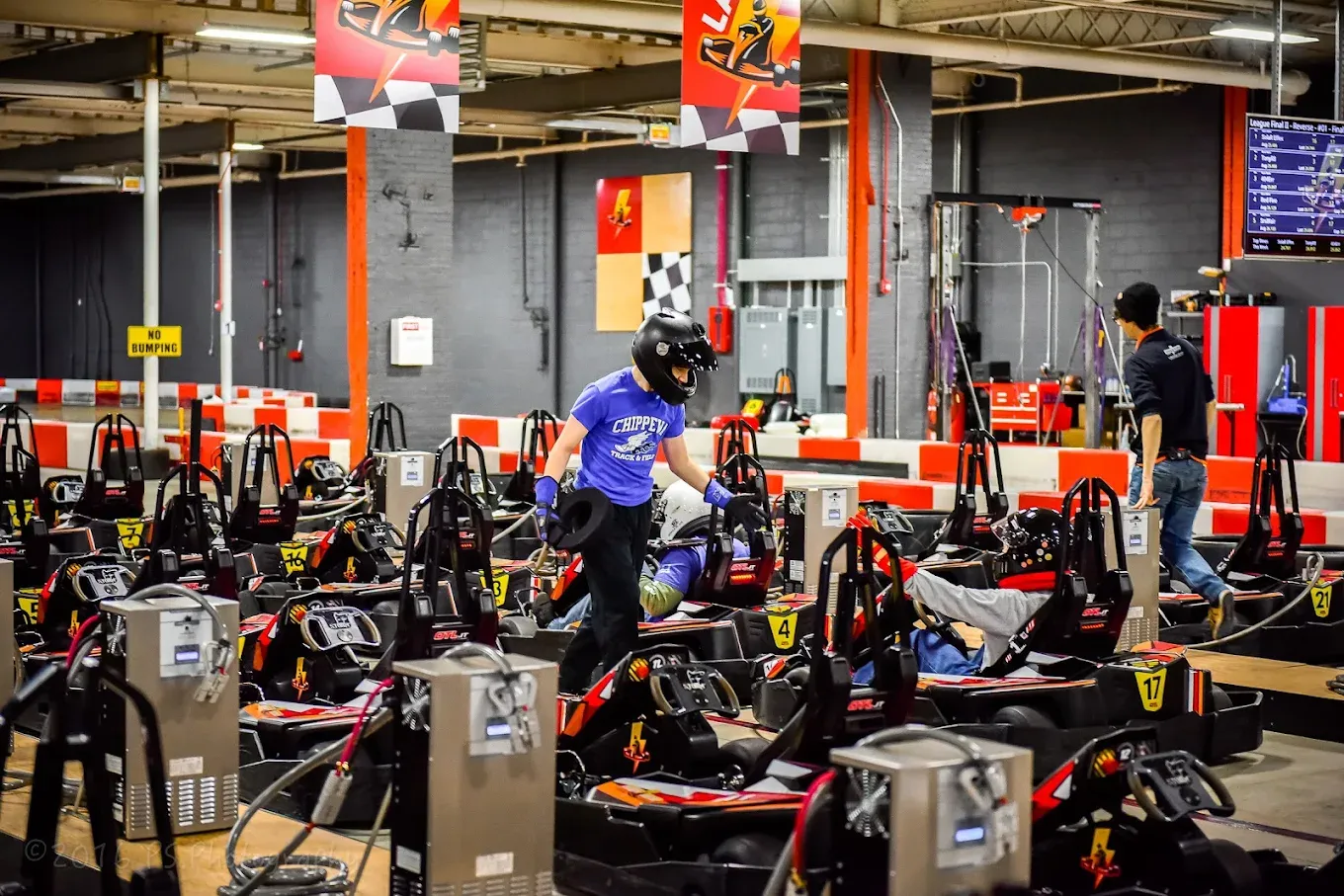 High Voltage Karting в Огайо: заряд адреналіну, який варто відчути!