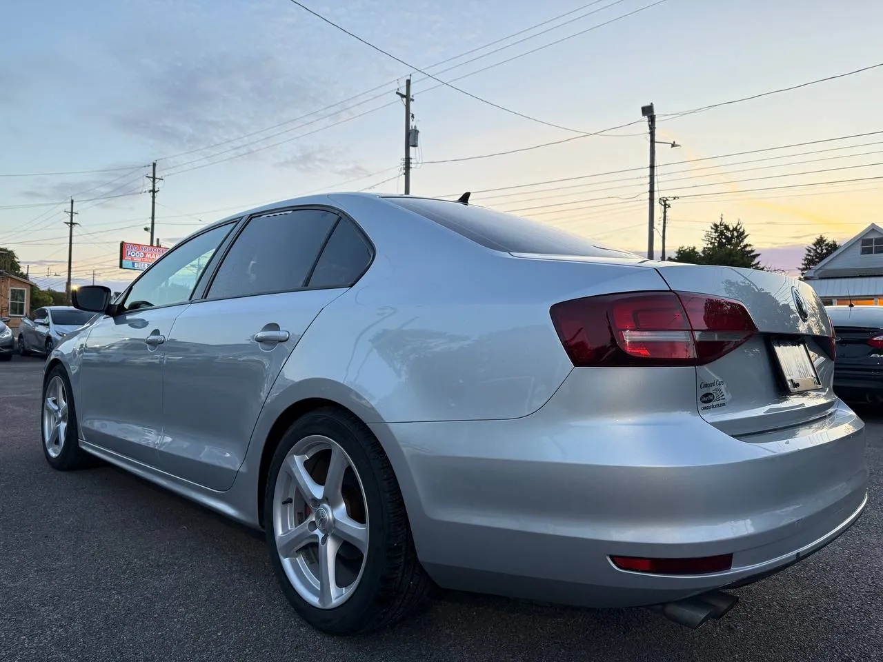 Продається: Volkswagen Jetta 1.4T S 2016 — Надійний, економний та динамічний седан!