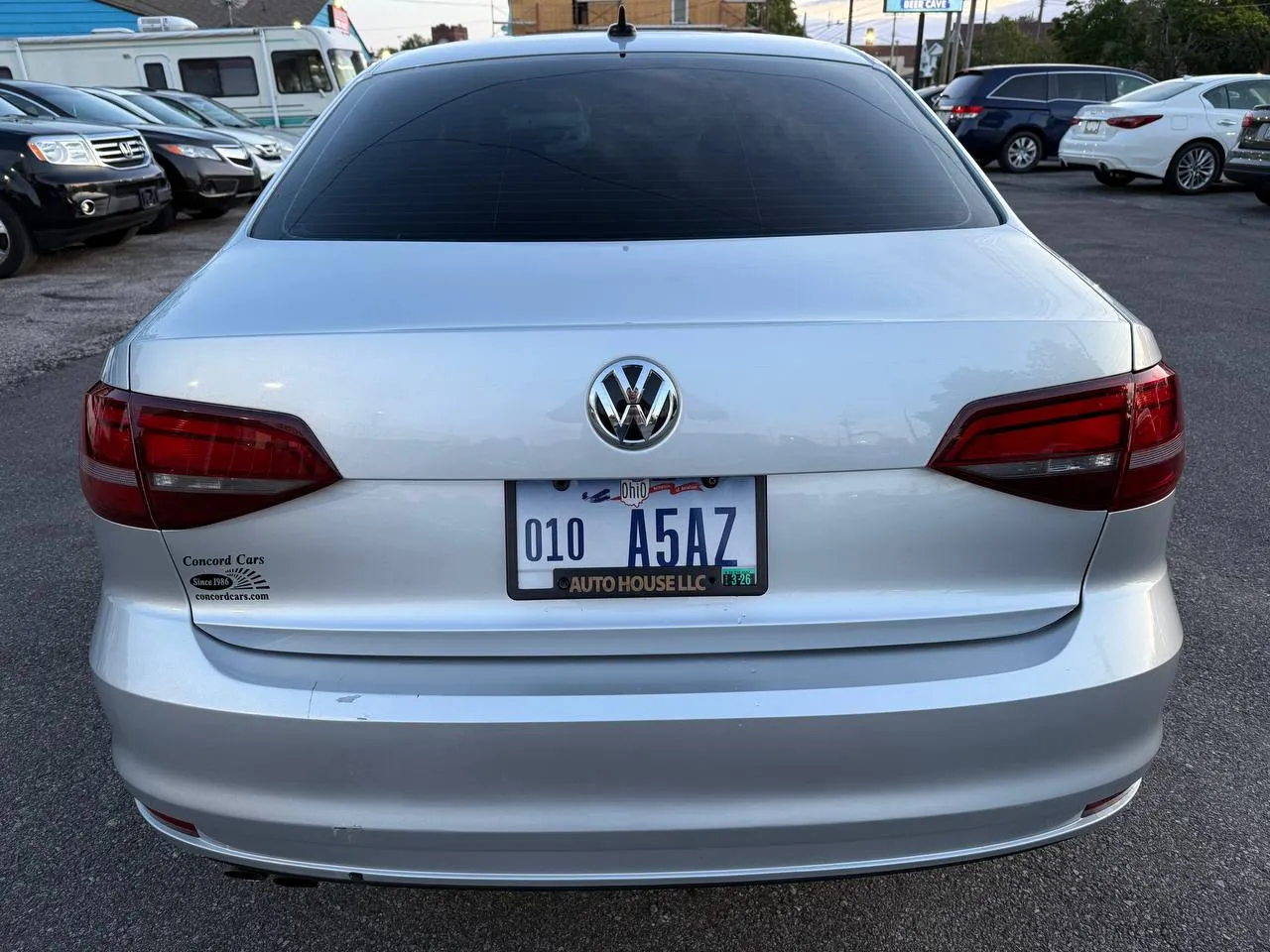 Продається: Volkswagen Jetta 1.4T S 2016 — Надійний, економний та динамічний седан!