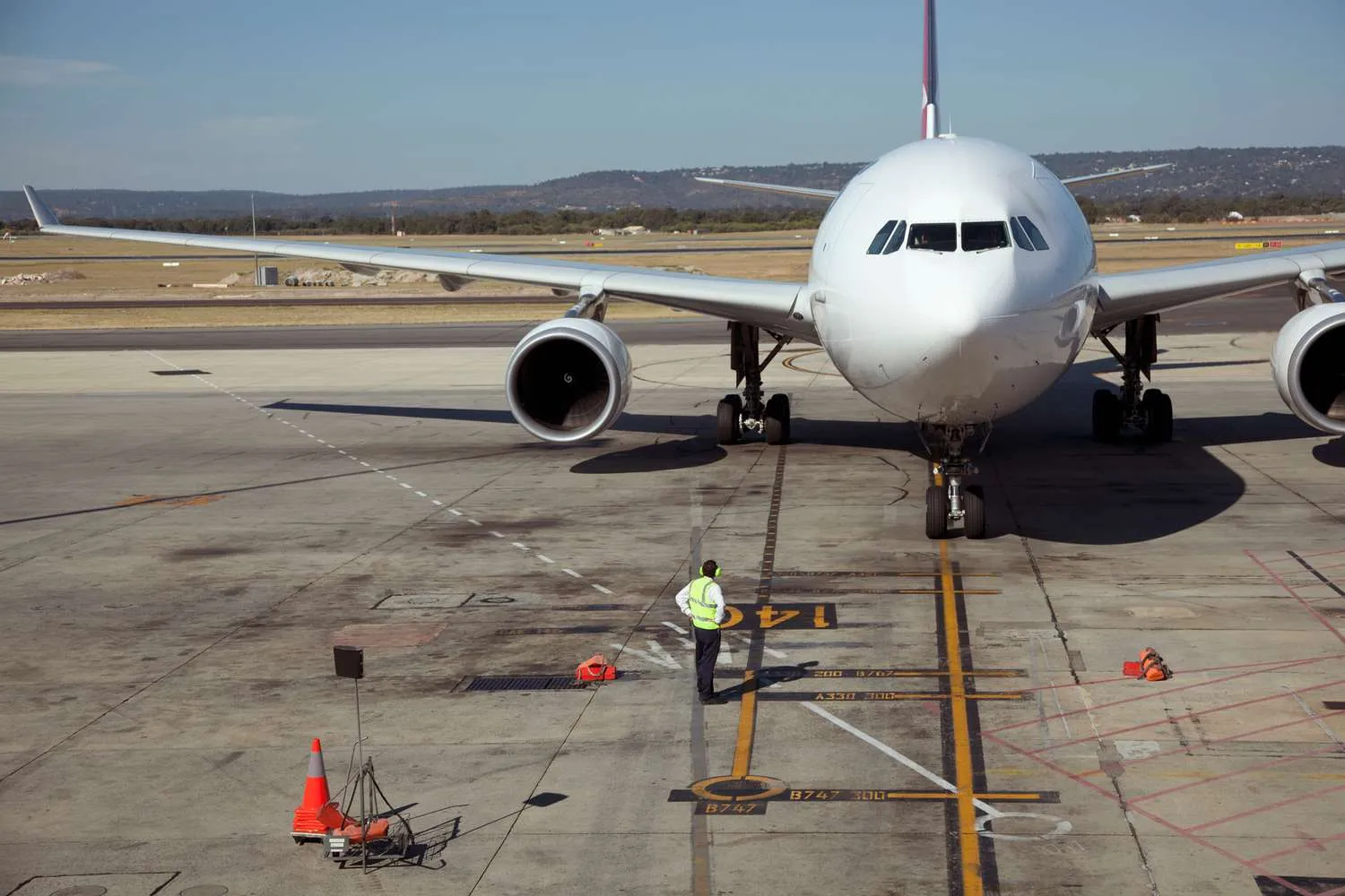 Chaos in the sky: Man climbing over the fence paralyzes Cleveland Hopkins Airport
