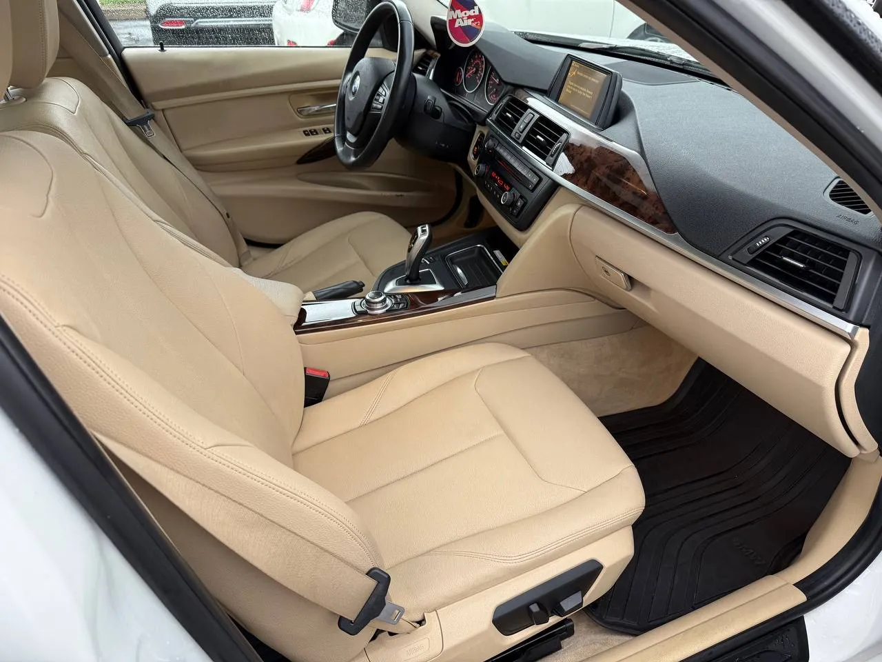 2013 BMW 3 Series 328i xDrive