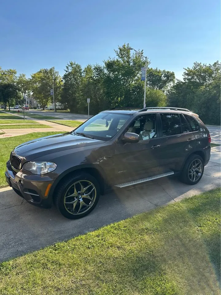 Продається автомобіль BMW X5 E70 