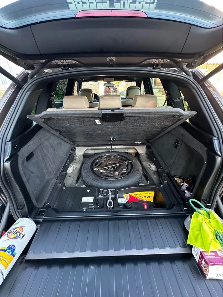 Продається автомобіль BMW X5 E70 