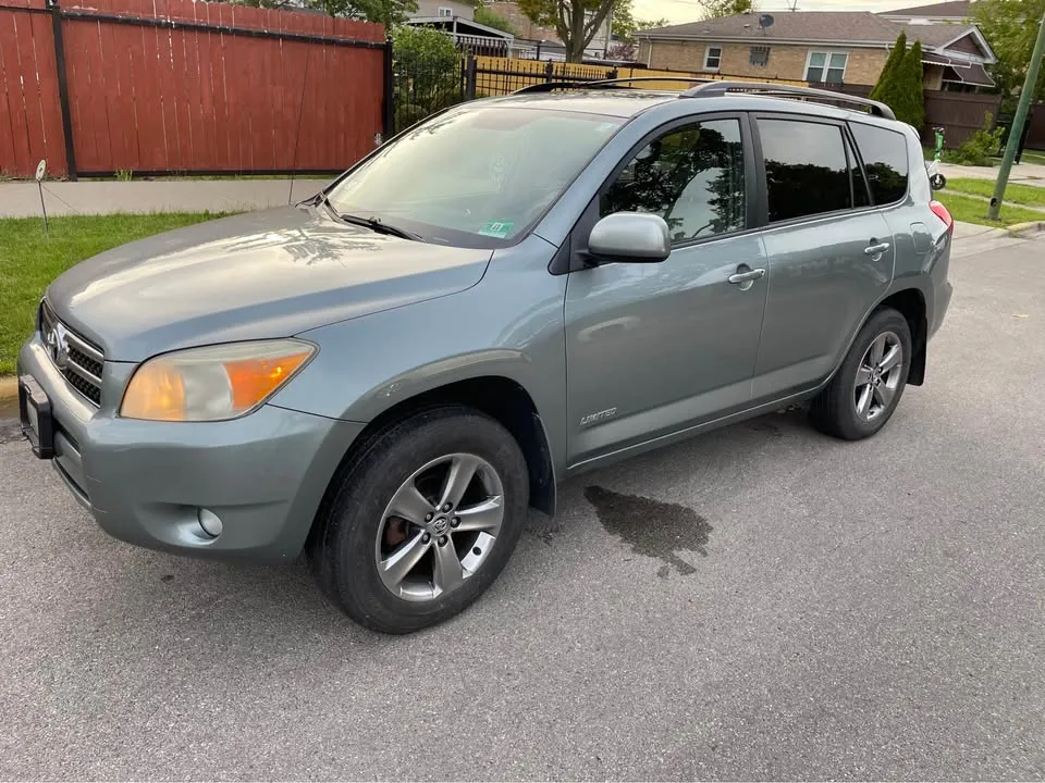 Продається авто Toyota RAV4 2007