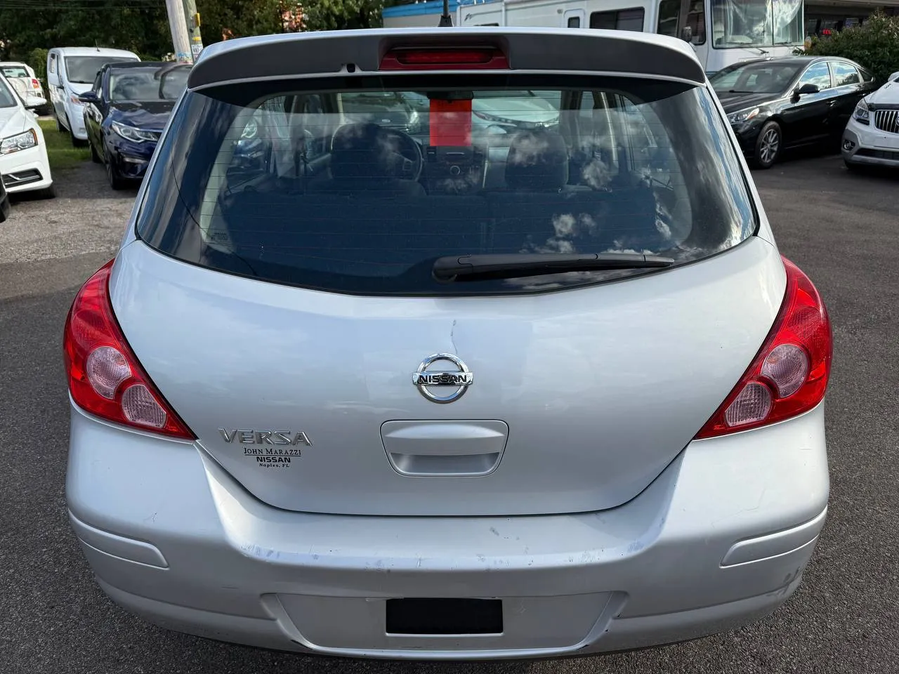 2011 Nissan Versa SL