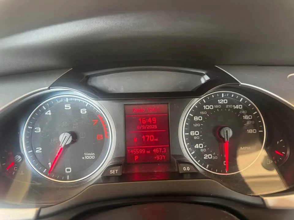 Продається Audi A4 2011