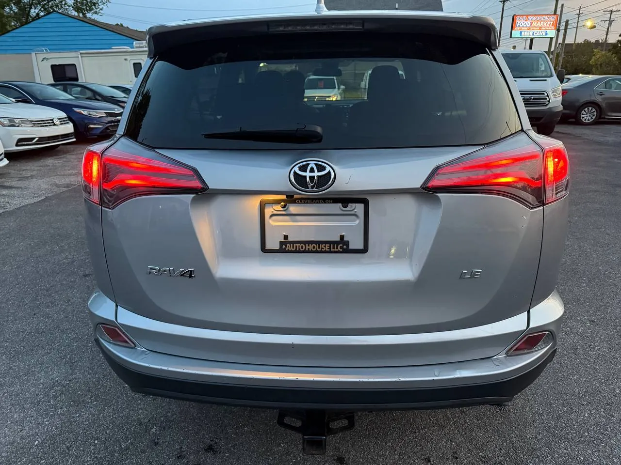 2018 Toyota RAV4 LE