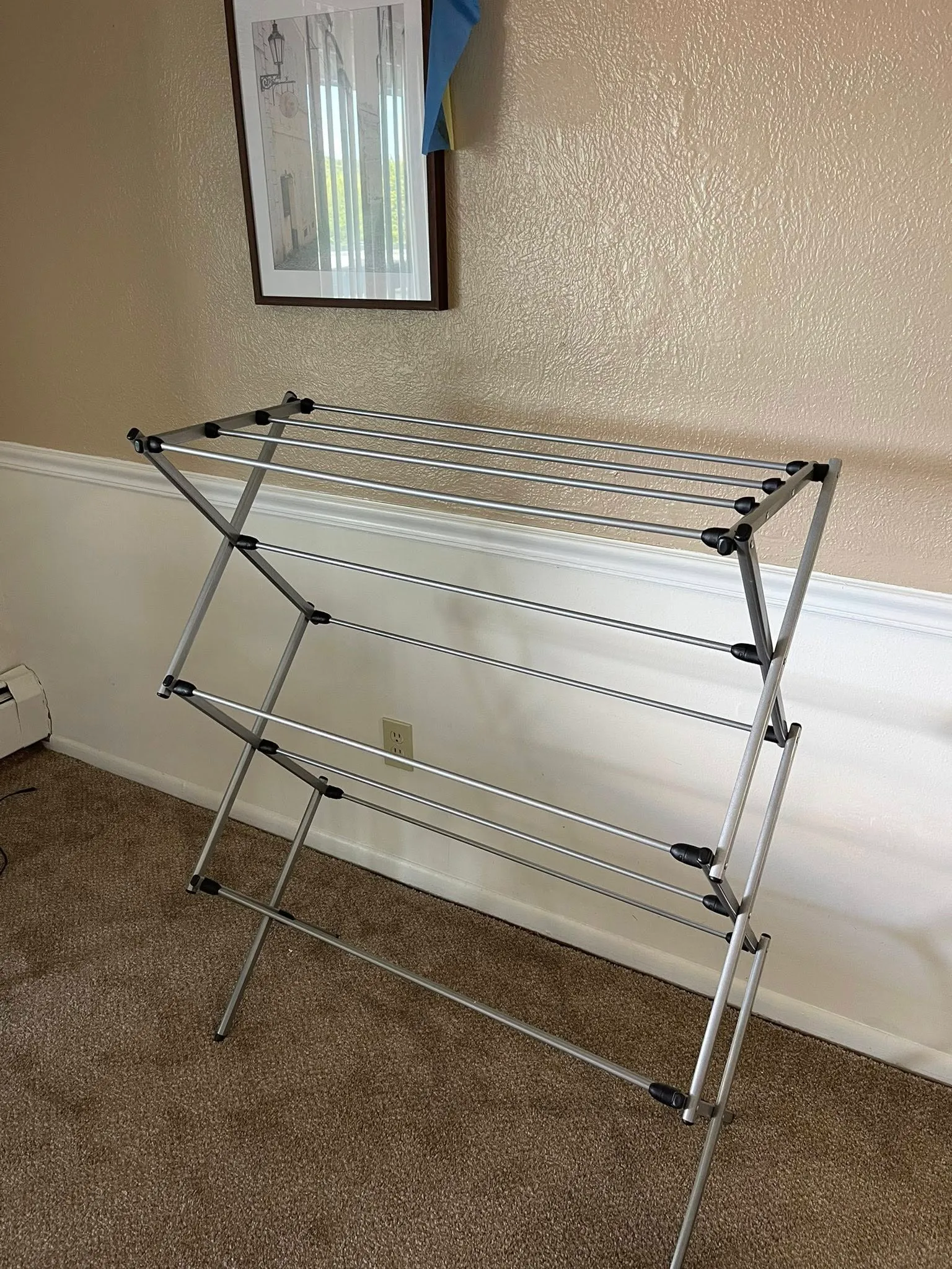 Sale of used furniture