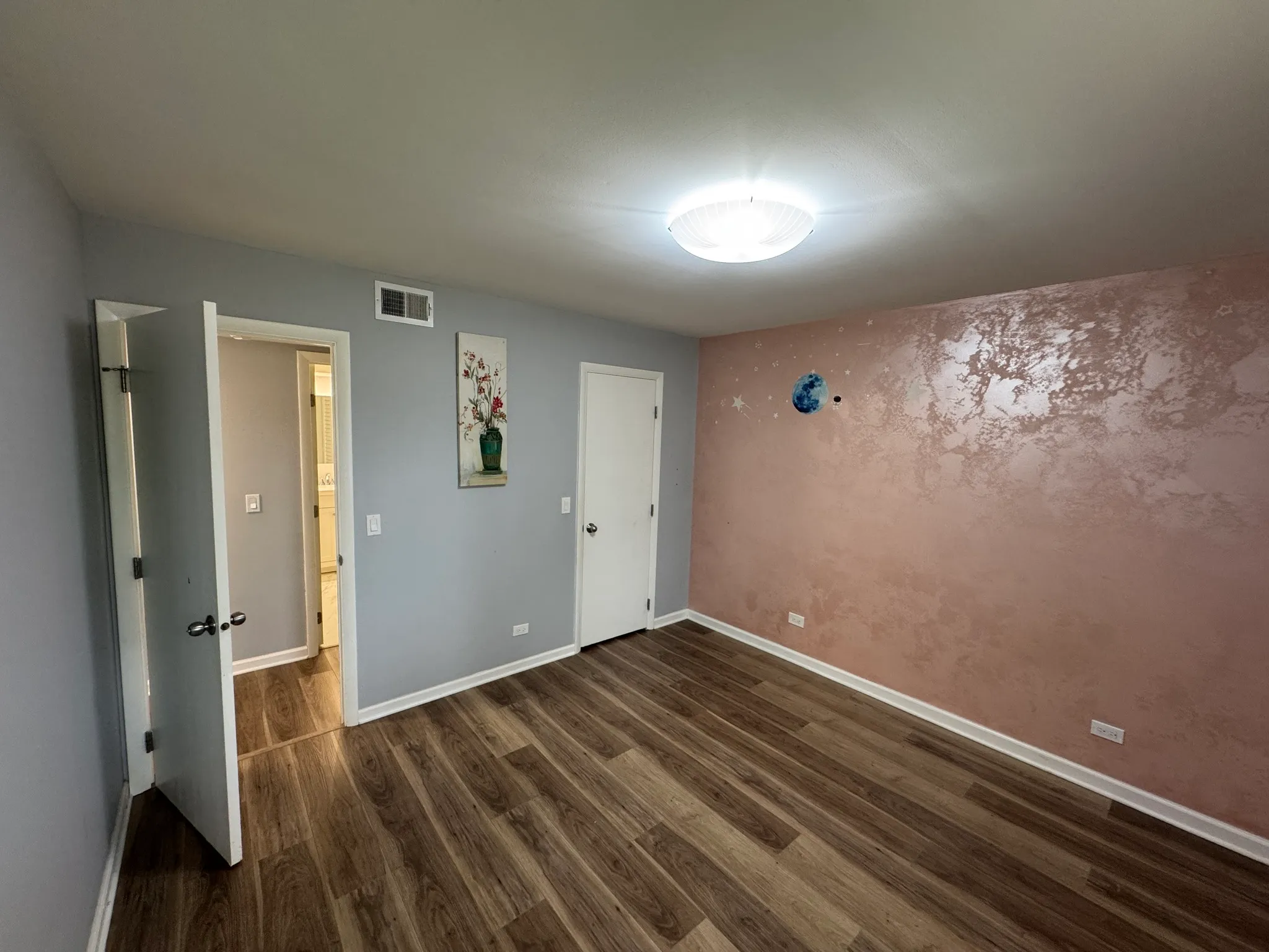 Two-bedroom apartment for rent
