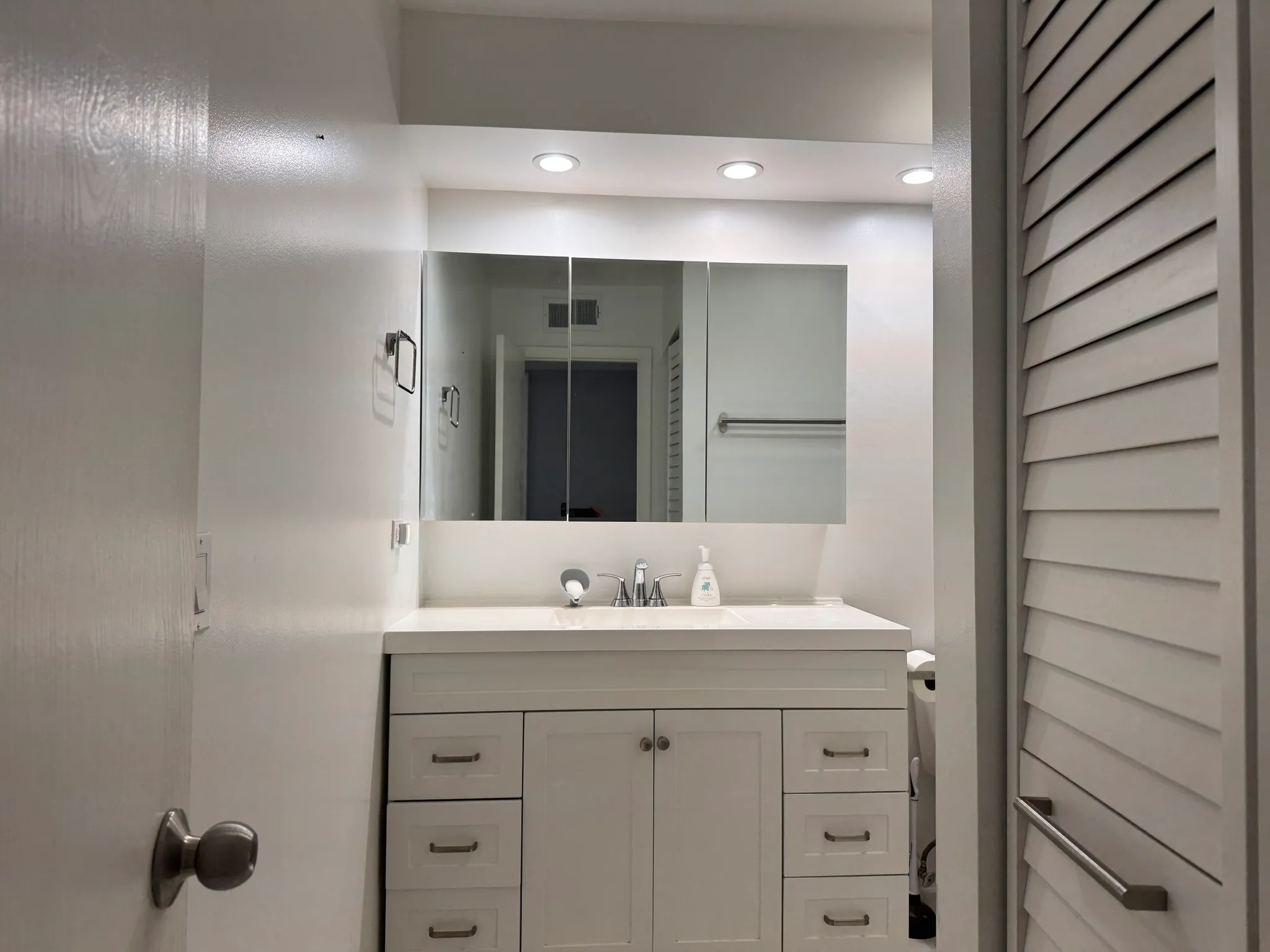 Two-bedroom apartment for rent
