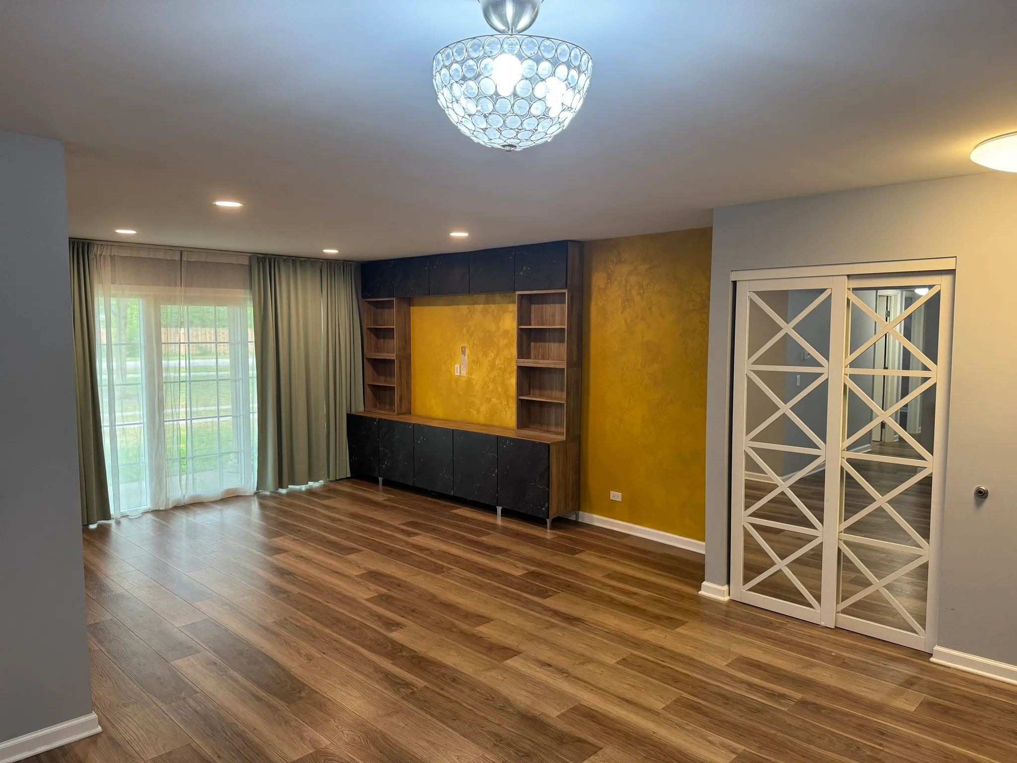 Two-bedroom apartment for rent