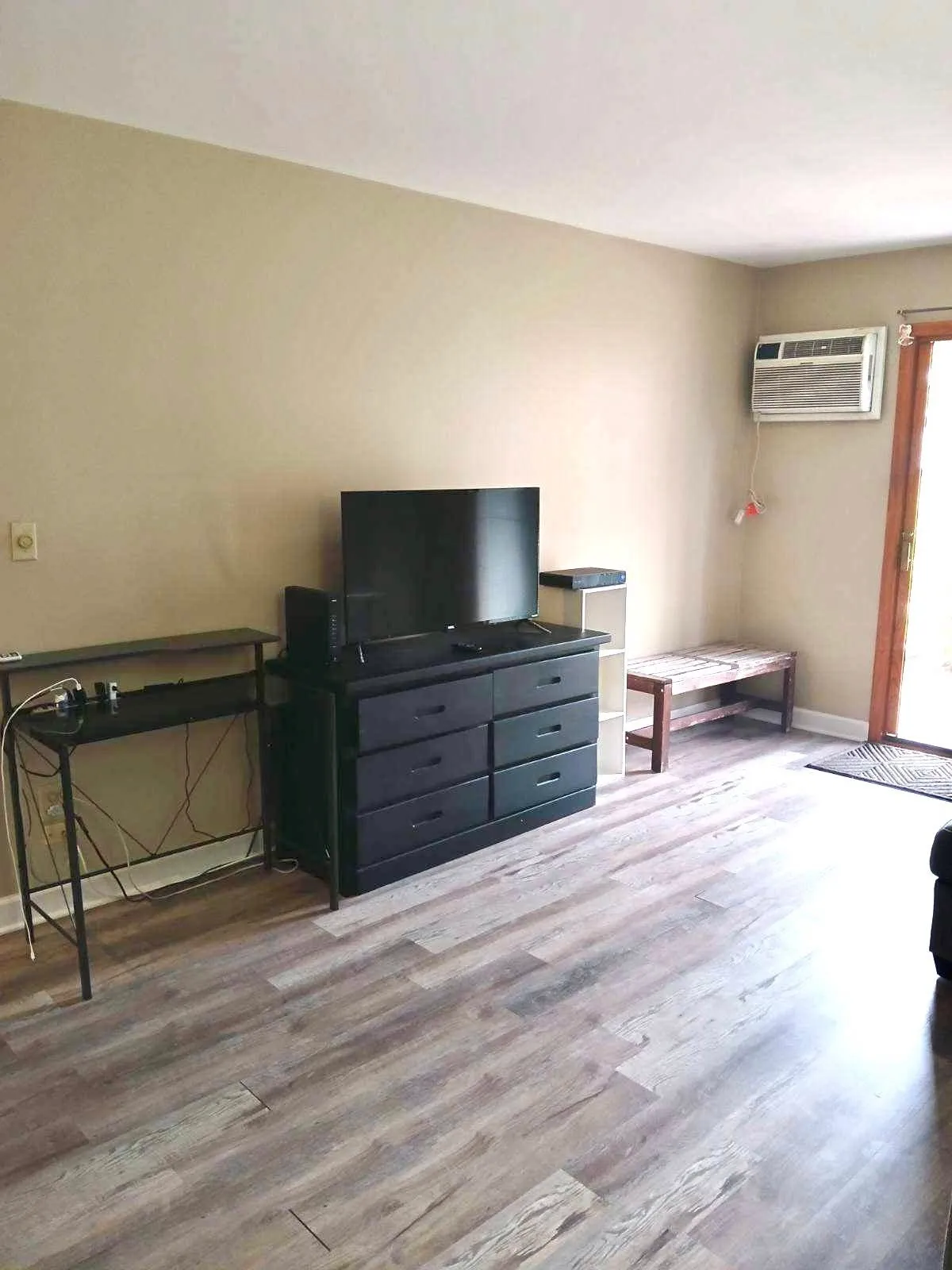 A 1-room apartment for rent