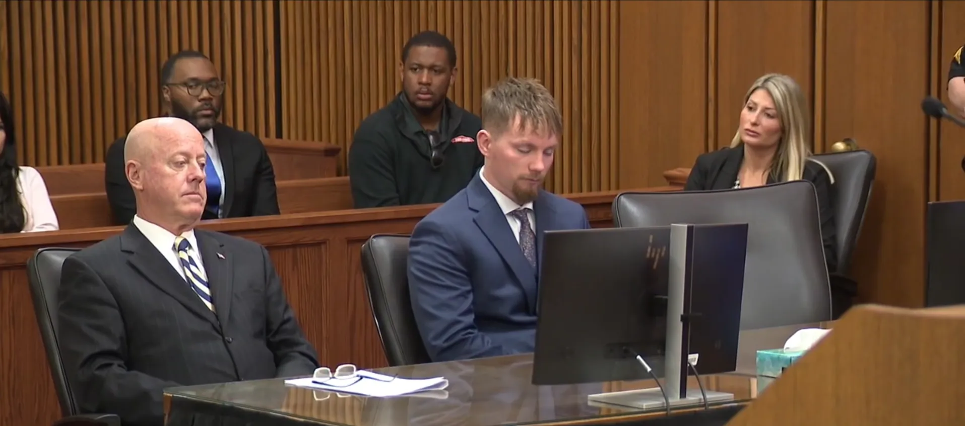 Cleveland police officer behind bars: one year of imprisonment for brutality and lies that undermine trust in the law