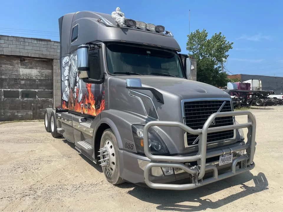 For Sale: Volvo VNL 670 Truck 2017