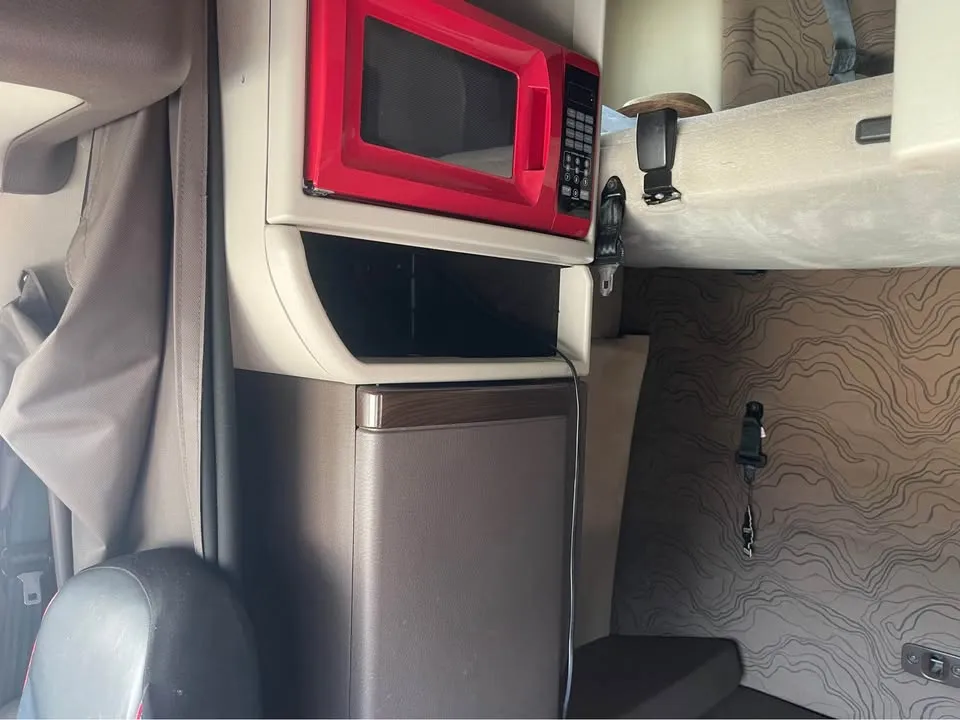For Sale: Volvo VNL 670 Truck 2017